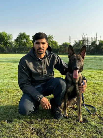 A beautiful Sunday morning with Tashi. Starting the day with my dog in a calm, positive way sets the tone for great training.