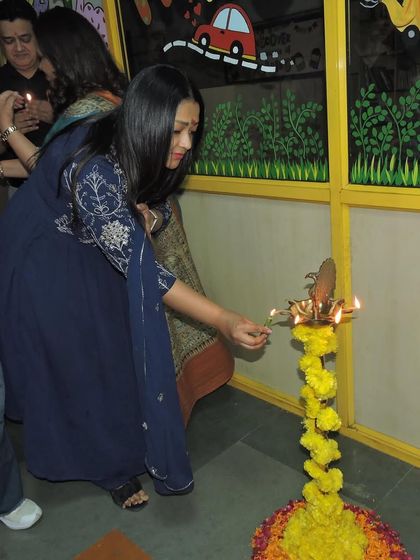 The traditional lamp-lighting ceremony at our Orientation Day, led by parents and staff, symbolizes the beginning of a bright educational journey for our new students.