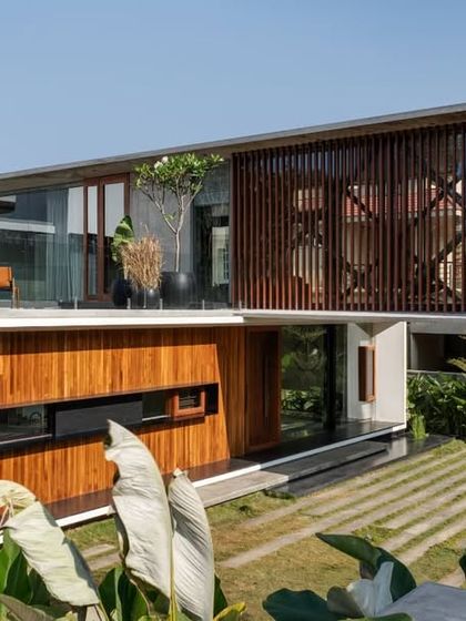 Crest Architects - Custom Home Design & Architecture Project: The Long House photo 8