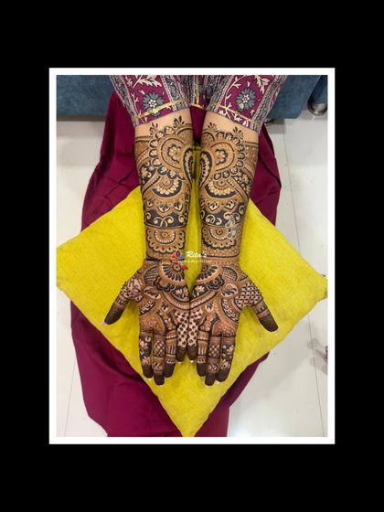 Mehendi for Grooms & Family photo 12