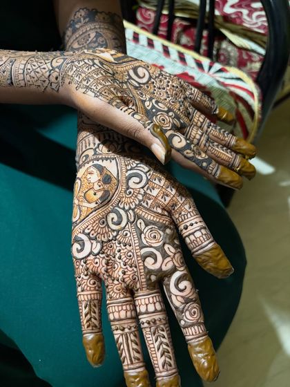 Chandu - Bridal Mehendi Intricate Bridal Designs photo 32