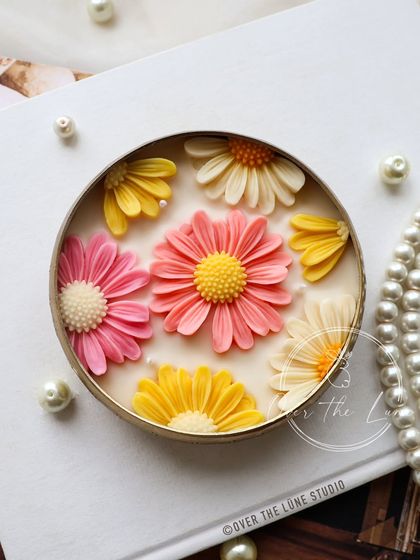 Over The Lune Studio - Custom Event Favors & Bulk Gifting Floral Candles: Urlis, Jars & More photo 14