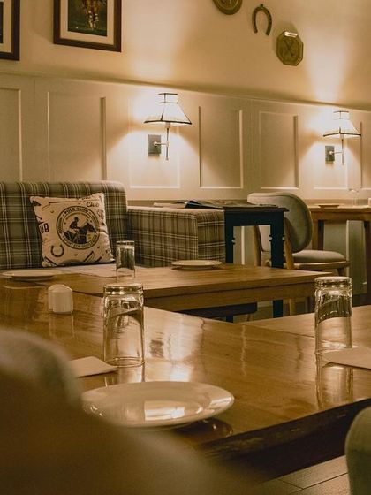 White Studio Architects - Hospitality & Leisure Design Curated Ambiance: Restaurants & Bars photo 17