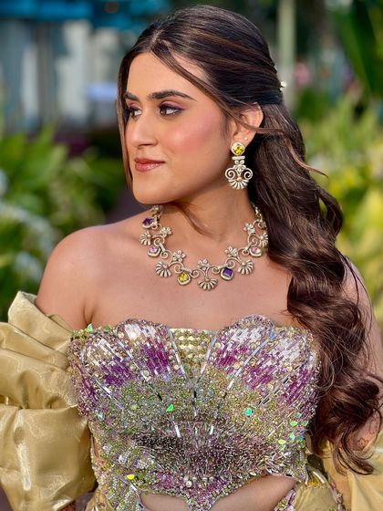 Vibrant Mehendi & Haldi Styles photo 17