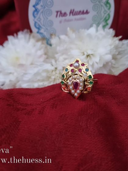 Another view of the 'रेवा' (Reva) ring. All my rings are designed to be comfortable and easy to adjust.
