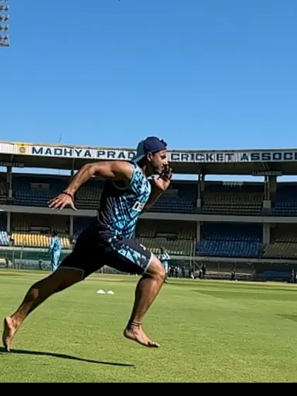 Another powerful shot of a barefoot sprint. This type of training strengthens the small muscles in the feet and lower legs, which is crucial for injury prevention.