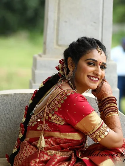 That happy bride smile. This is a shot from Pooja's varpooje, where we did a classic South Indian bridal look. The makeup is timeless, and her joy just shines through in this beautiful photograph.
