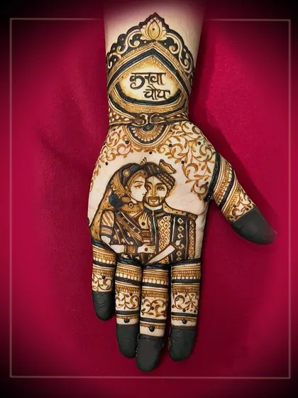 Karwa Chauth is a festival of love, and this design captures that emotion perfectly. It features a beautiful couple portrait, making the celebration even more personal and special.