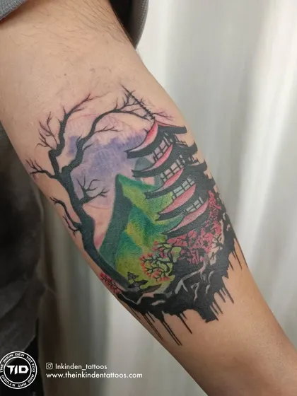 A successful cover-up requires both technical skill and artistic vision. Here, an old tattoo is transformed into a vibrant Japanese landscape, showing how I can give your skin a fresh start with a beautiful new story.