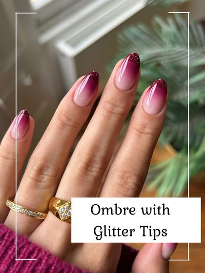 A beautiful ombre design that transitions from a natural nude base to deep burgundy tips. A sprinkle of fine glitter on the ends adds a touch of festive sparkle, perfect for any special occasion.