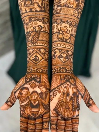 A beautiful family portrait mehndi. This design shows the bride and groom with their parents, a unique way to honor family on your special day.