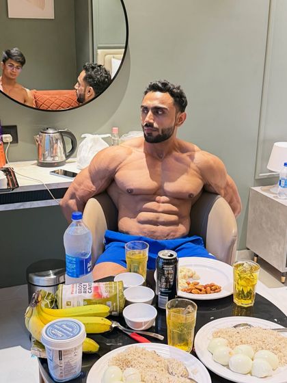 Another look at my pre-show meal. Every gram is calculated to ensure peak physical condition.