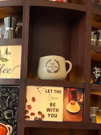Seeing my custom creations out in the world is the best feeling. This oversized coffee mug was a special commission for The Coffee Co., now on display at the Courtyard Mumbai.