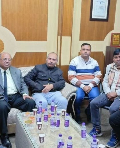 A meeting at the Rashtriya Lokadhikar Sangh office, where we strategized on launching a helpline for the public to receive free legal advice.