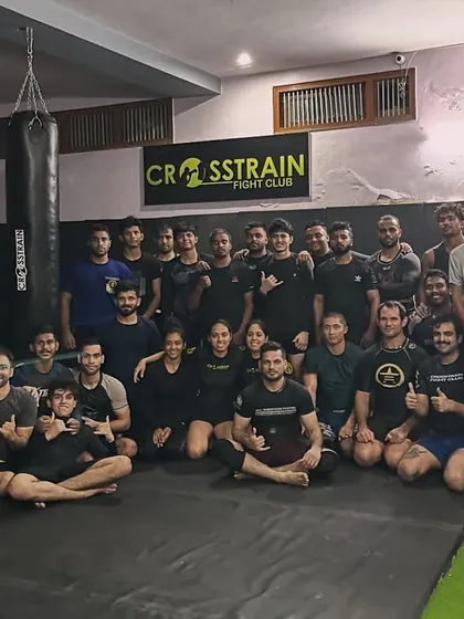 Another group shot from the successful seminar in Faridabad. The community is growing stronger every day.