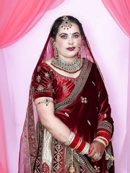 Vibrant Bridal Portraits photo 24