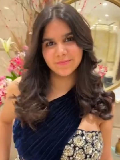 Twists and turns of luscious hair frame the face perfectly. We are experts at creating styles that enhance your features and give you an awe-worthy look.