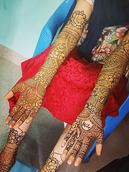 Shaikh Yasmeen - Bridal Mehendi Intricate Floral & Paisley Designs photo 57