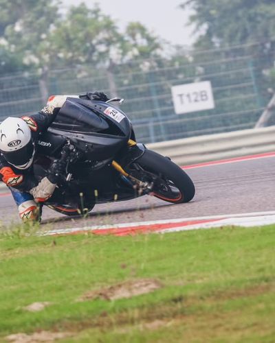 Motorcycle Track Riding School
