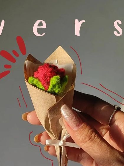 Mini Bouquets & Single Stems photo 6