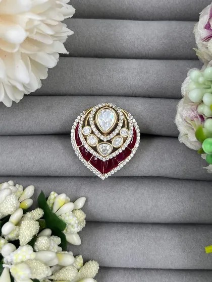 The black stone version of the full-collar AD necklace.