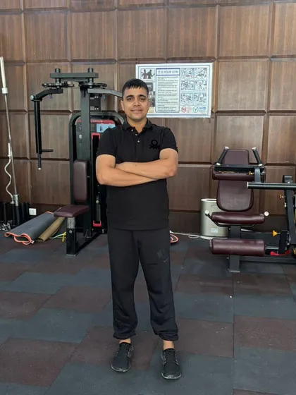 A full view of one of the gyms where I train clients.
