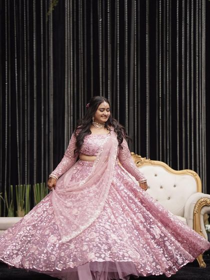 Modern & Pastel Brides photo 5