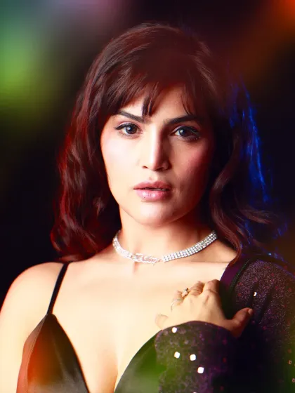 Bold & Editorial Studio Portraits photo 21