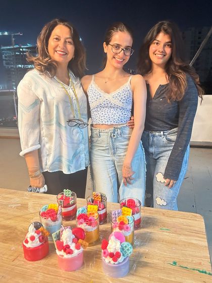 Paint Cafe Studio - Art & Craft Workshops Dessert & Designer Candle Making photo 83