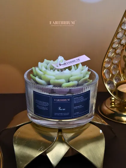 This succulent-inspired votive candle is for those who love a more modern, botanical look.