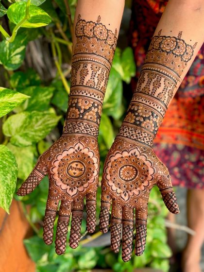 Mitali - Mehendi for Special Occasions Exquisite Bridal Mehendi photo 40