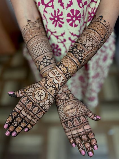 Mitali - Mehendi for Special Occasions Exquisite Bridal Mehendi photo 5