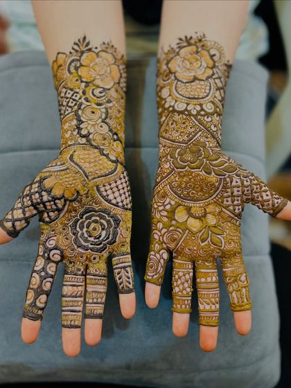 The same beautiful design, showing the symmetry and detail that goes into my work.