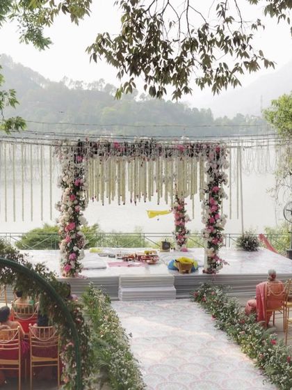 Decor by Aditya - Event Design & Decoration Grand Mandaps & Wedding Stages photo 14