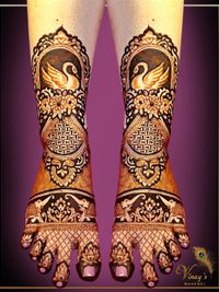 Mehndi Artistry Courses
