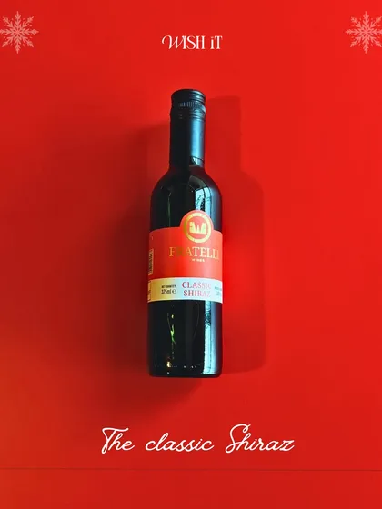 To toast the festive nights, each crate includes a mini bottle of classic Shiraz wine. It’s a perfect addition for any holiday celebration.