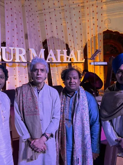 With my Guru Ustad Fazal Qureshi ji and other artists at Sur Mahal. Performing alongside my guru is the greatest blessing and learning opportunity.