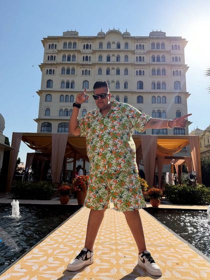 Behind the Decks: The Artist at Work photo 67