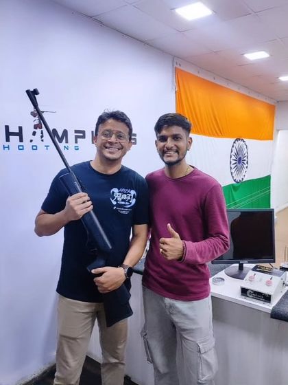 Celebrity & Influencer Visits photo 4