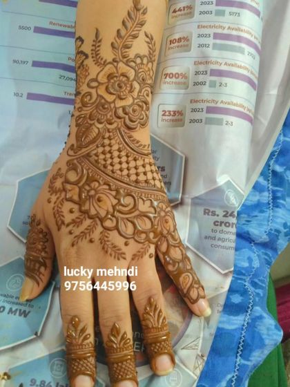 Lucky Mehndi Artist - Bridal Mehndi Engagement & Lighter Styles photo 23