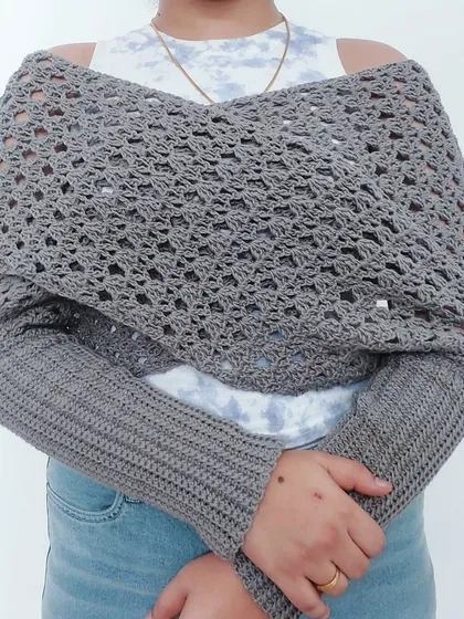Here's another way to style the Sweater Scarf, wrapped around the shoulders for a cozy, cowl-neck look.