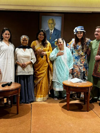 A group photograph with the talented cast and crew of Heeramandi after a successful panel discussion. It was a beautiful afternoon resonating with art and creativity.