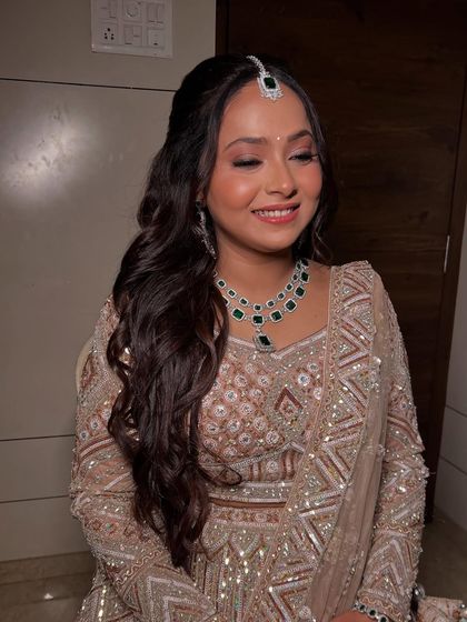 Glamorous Sangeet, Engagement & Reception Looks photo 13