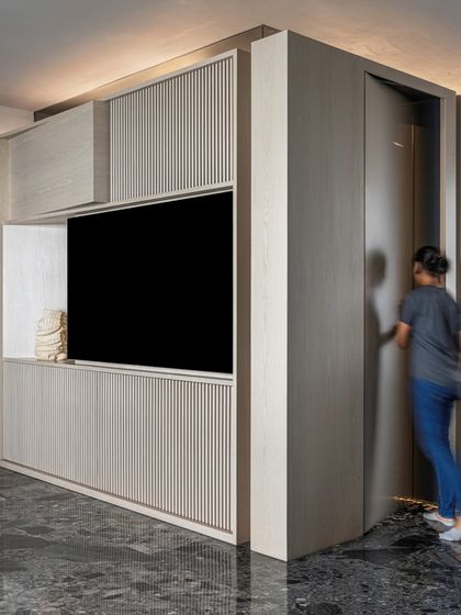 A Wedged Haus: An Interplay of Angles photo 7