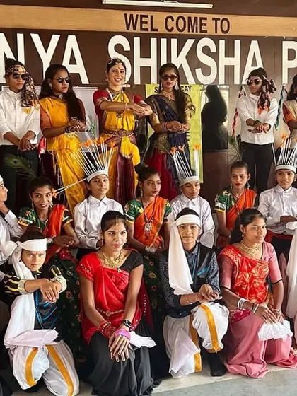 A group photo with students after a performance at the Kanya Shiksha Parisar in Ratlam. Their enthusiasm was infectious, and some even dressed up in their own creative costumes. Moments like these are the highlight of my outreach work.