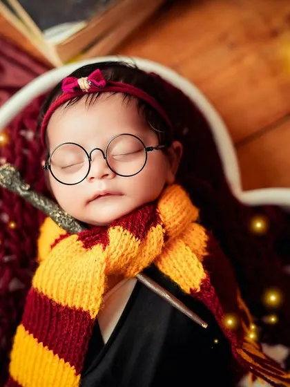 Let's have some fun. I love bringing your creative ideas to life with themed photoshoots. From the tiniest wizard to a little superhero, we can style a session that is unique to your family.