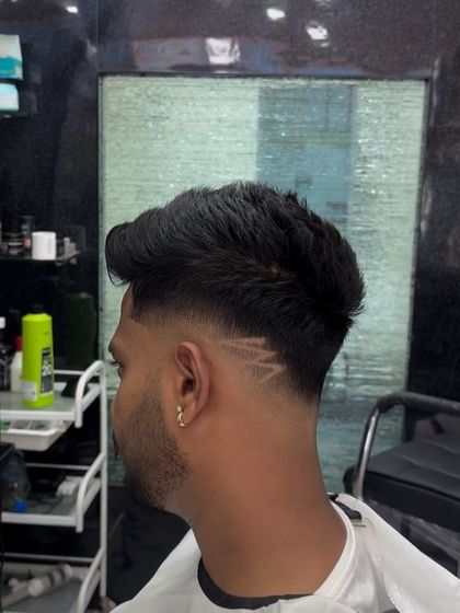 Deva rv - Men's Haircuts & Grooming Signature Fades & Tapers photo 22