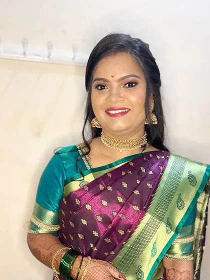 My beautiful engagement bride. For her Sakharpuda, we chose a subtle and natural HD makeup look that enhances her glow.