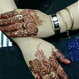Huda Mehendi Artist