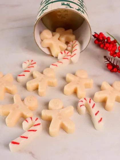 All I want for Christmas is... these adorable gingerbread man and candy cane wax melts.